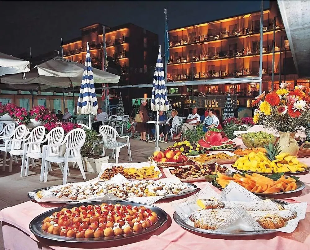 Hotel Mayflower Milano Marittima